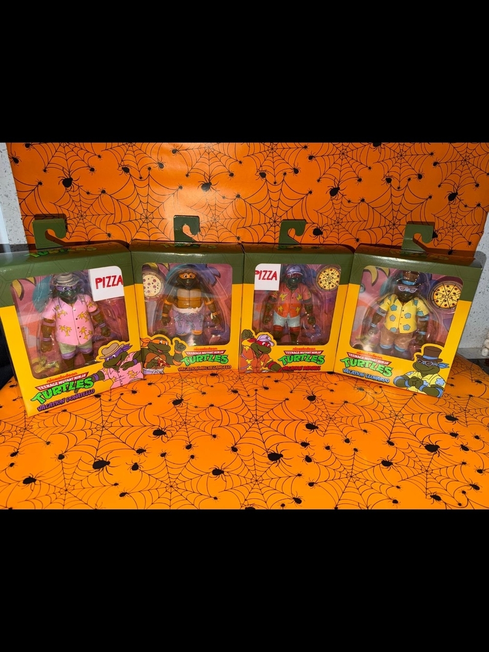 Teenage Mutant Ninja Turtles Pizza Party Retro Action Figures - Set of 4